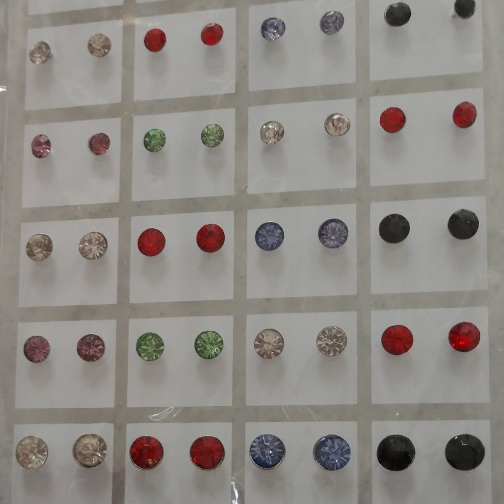 earrings different colors (studs) pierce